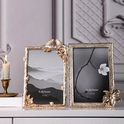 Modern Light Luxury Alloy Photo Frame