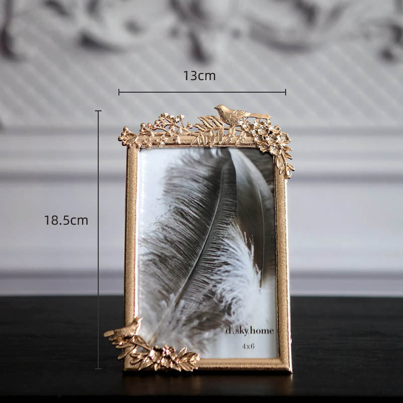 Modern Light Luxury Alloy Photo Frame